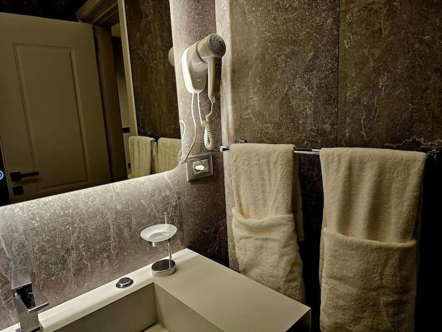 Blloku Suites, City Centre,Tiranë Eksteriør bilde